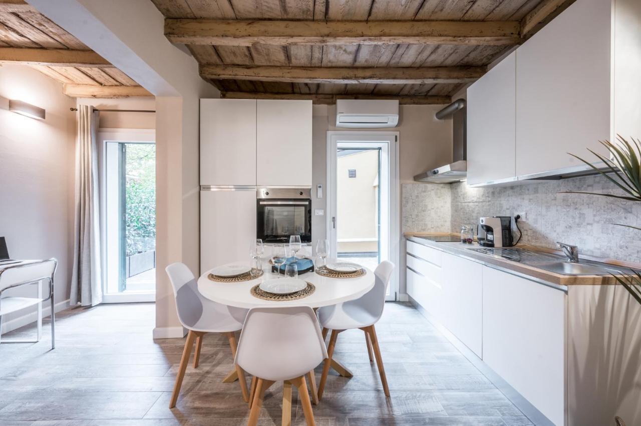 Broccaindosso Wood Apartments 5* Болоня Екстериор снимка