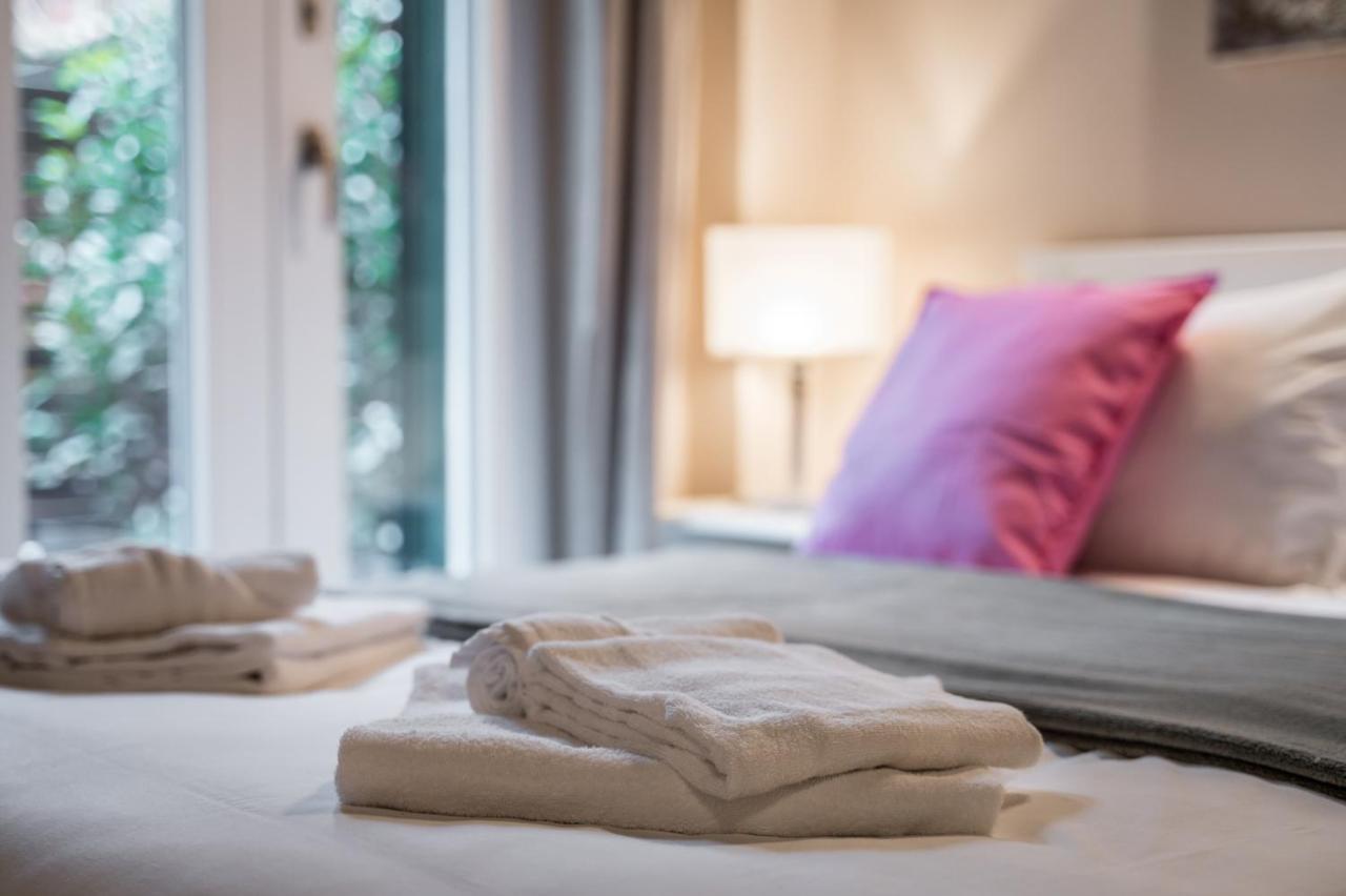 Broccaindosso Wood Apartments 5* Болоня Екстериор снимка