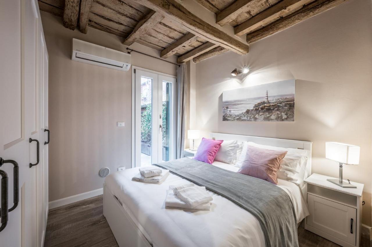 Broccaindosso Wood Apartments 5* Болоня Екстериор снимка
