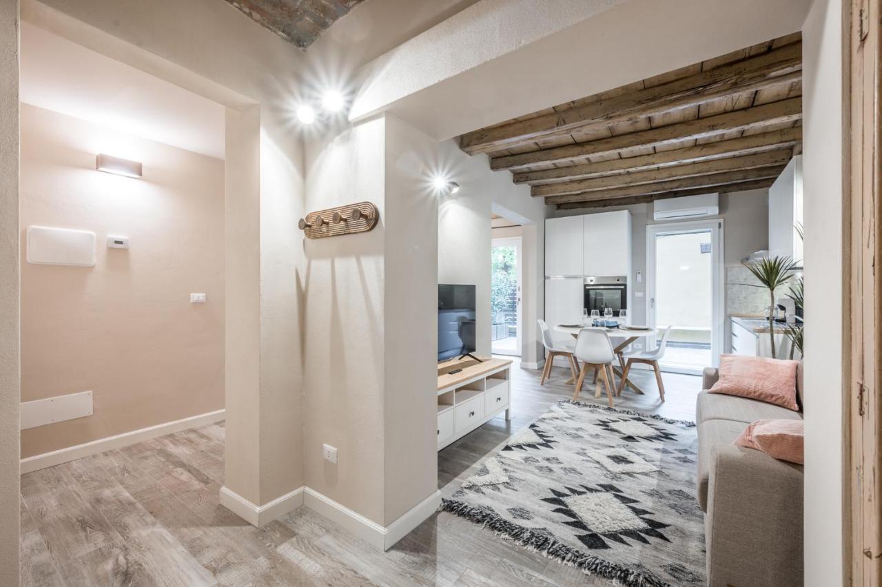 Broccaindosso Wood Apartments 5* Болоня Екстериор снимка